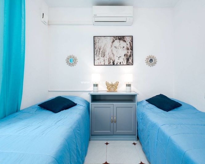 Image No.37-3 Bed Townhouse for sale