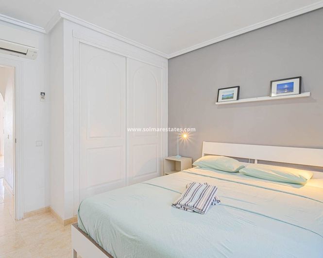 Image No.46-3 Bed Townhouse for sale