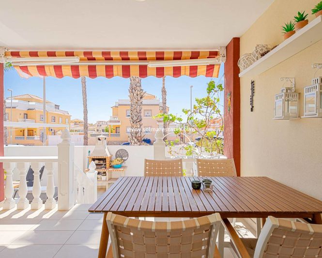 Image No.8-3 Bed Townhouse for sale
