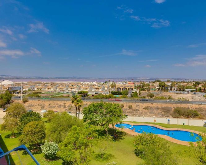 Image No.38-Appartement de 2 chambres à vendre à Torrevieja
