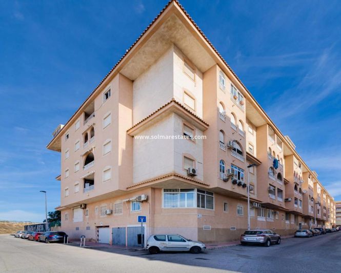 Image No.39-Appartement de 2 chambres à vendre à Torrevieja