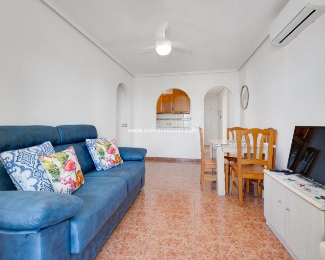 Image No.6-Appartement de 2 chambres à vendre à Torrevieja