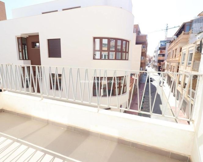 Image No.8-Appartement de 3 chambres à vendre à Torrevieja