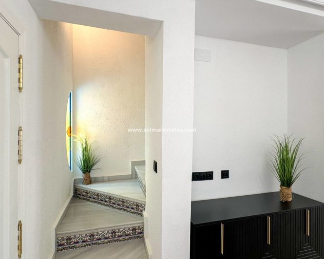 Image No.27-2 Bed Townhouse for sale