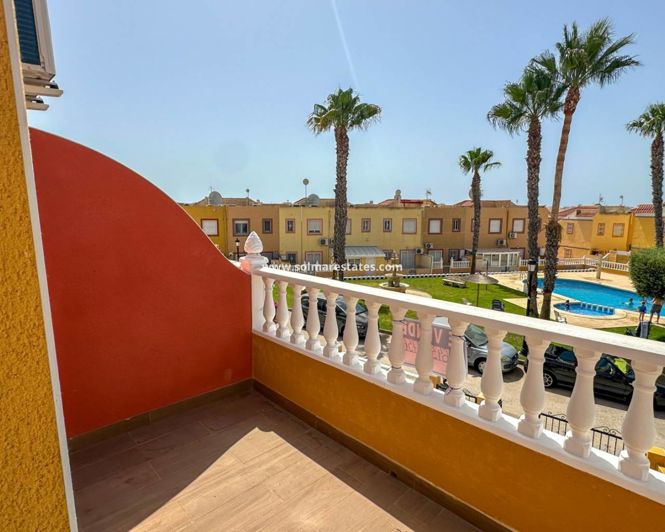 Image No.36-2 Bed Townhouse for sale