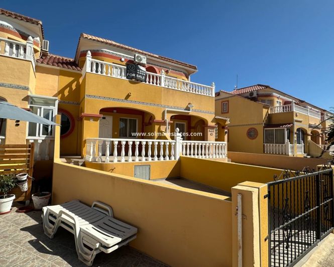 Image No.40-2 Bed Townhouse for sale