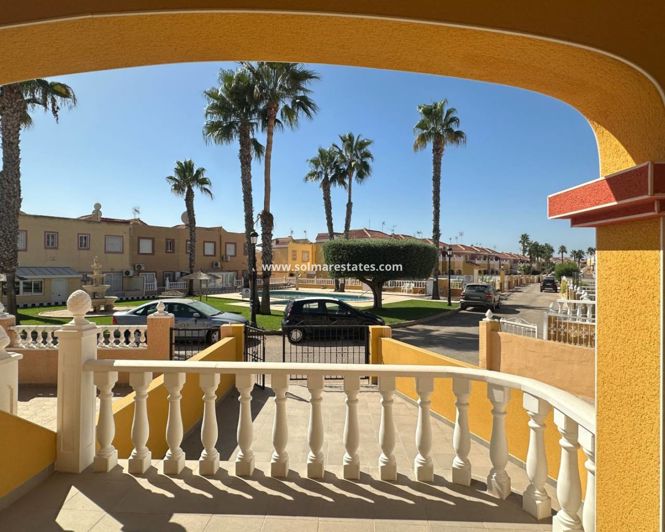 Image No.44-2 Bed Townhouse for sale