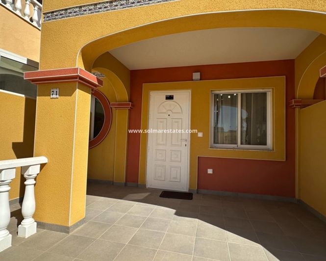 Image No.45-2 Bed Townhouse for sale