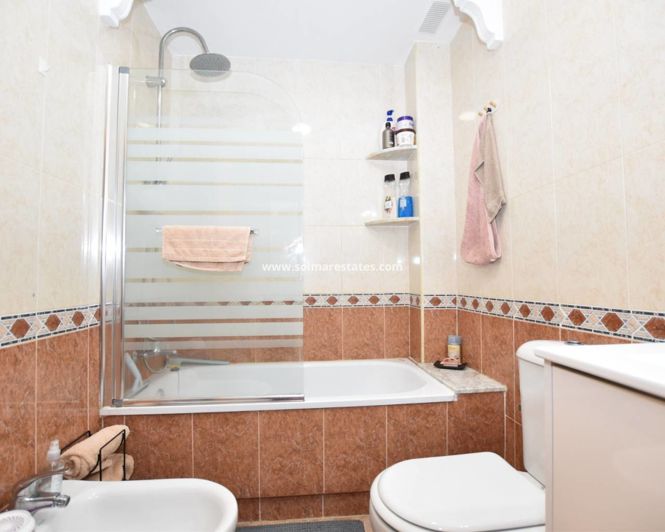 Image No.17-2 Bed Townhouse for sale