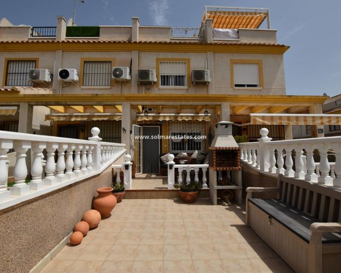 Image No.2-2 Bed Townhouse for sale