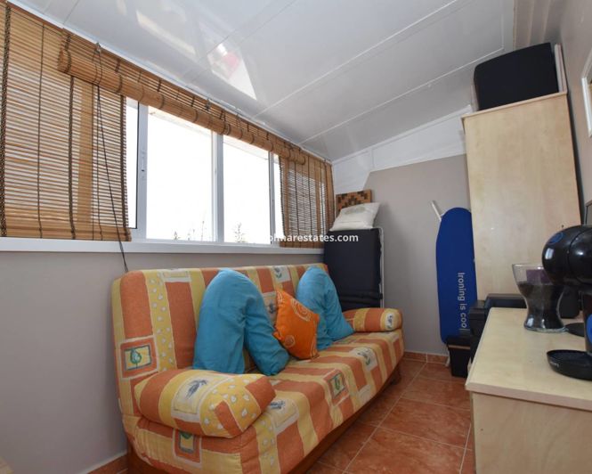 Image No.21-2 Bed Townhouse for sale