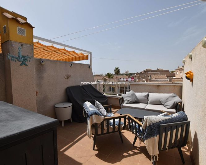 Image No.29-2 Bed Townhouse for sale