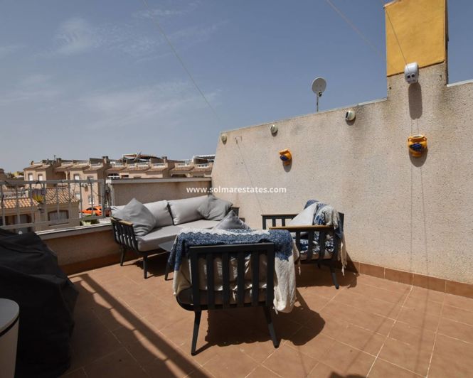 Image No.30-2 Bed Townhouse for sale
