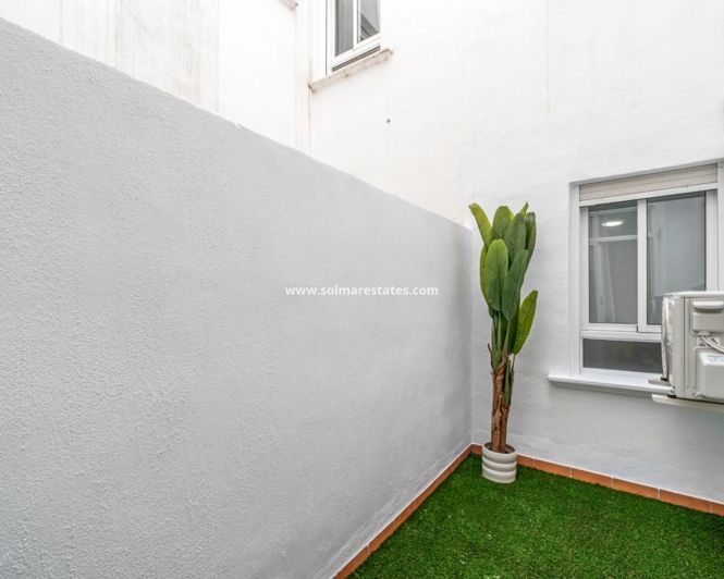 Image No.13-2 Bed Apartment for sale