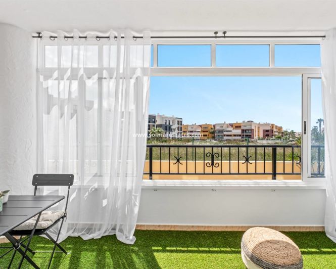 Image No.22-2 Bed Apartment for sale