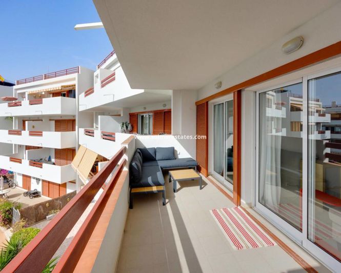 Image No.32-2 Bed Apartment for sale
