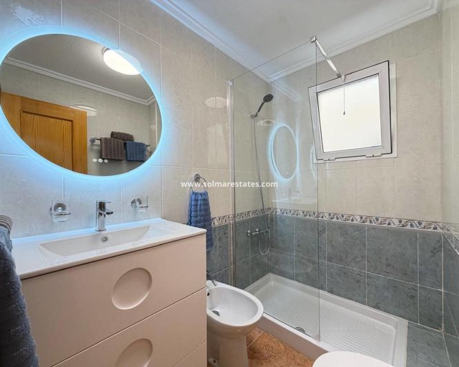 Image No.18-2 Bed Apartment for sale