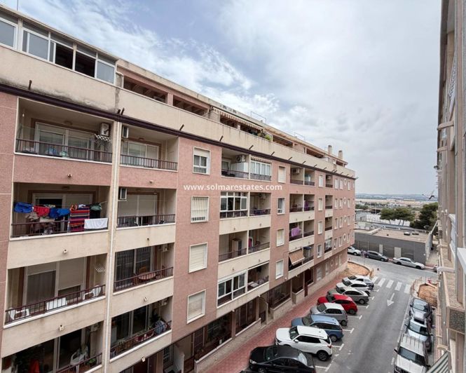 Image No.45-2 Bed Apartment for sale