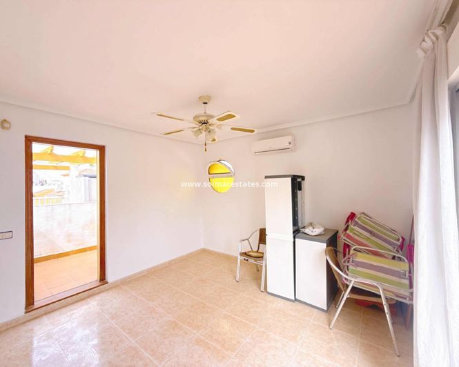 Image No.19-3 Bed Quad for sale
