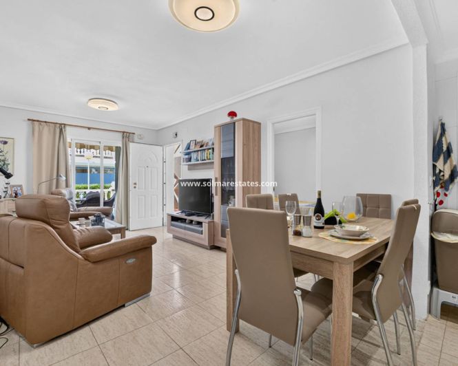Image No.5-2 Bed Apartment for sale