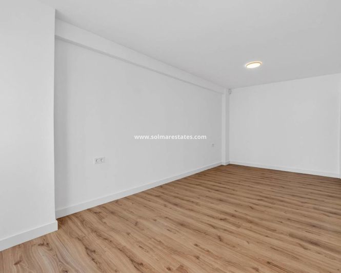 Image No.11-3 Bed Apartment for sale
