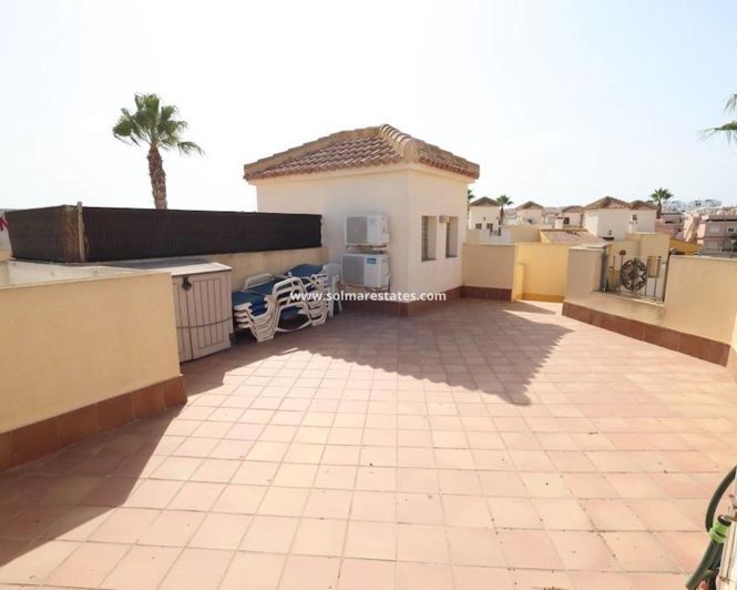 Image No.20-2 Bed Apartment for sale