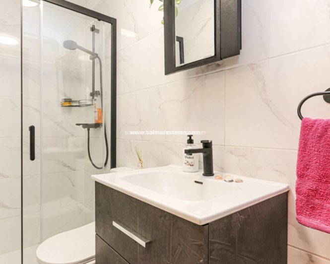 Image No.18-2 Bed Apartment for sale
