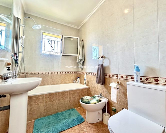 Image No.12-Quad de 3 chambres à vendre à Los Altos