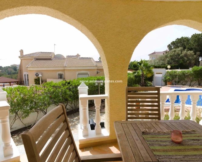 Image No.2-5 Bed Villa for sale