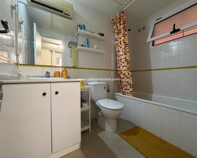 Image No.19-3 Bed Apartment for sale