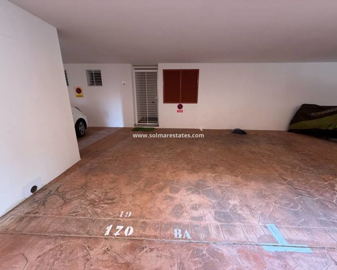 Image No.26-3 Bed Apartment for sale