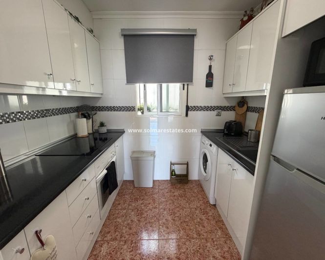 Image No.15-2 Bed Apartment for sale