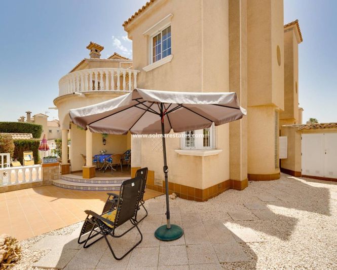 Image No.5-2 Bed Quad for sale