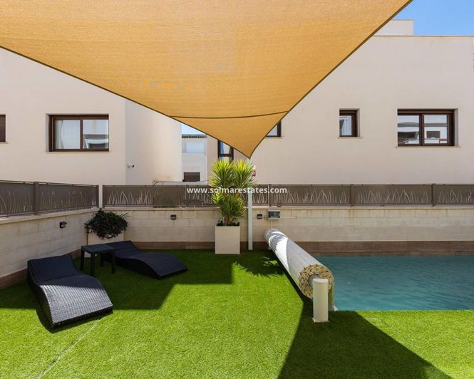Image No.27-3 Bed Villa for sale