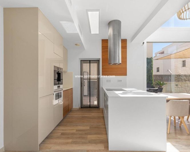 Image No.4-3 Bed Villa for sale