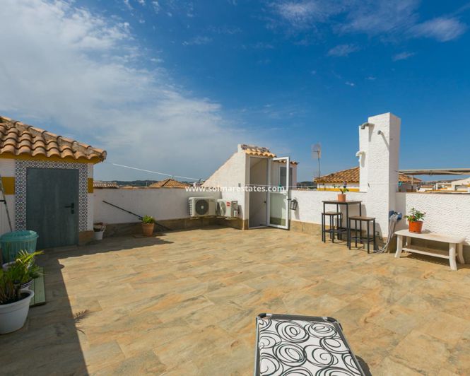 Image No.21-2 Bed Apartment for sale