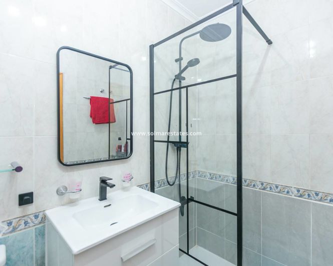 Image No.22-2 Bed Apartment for sale