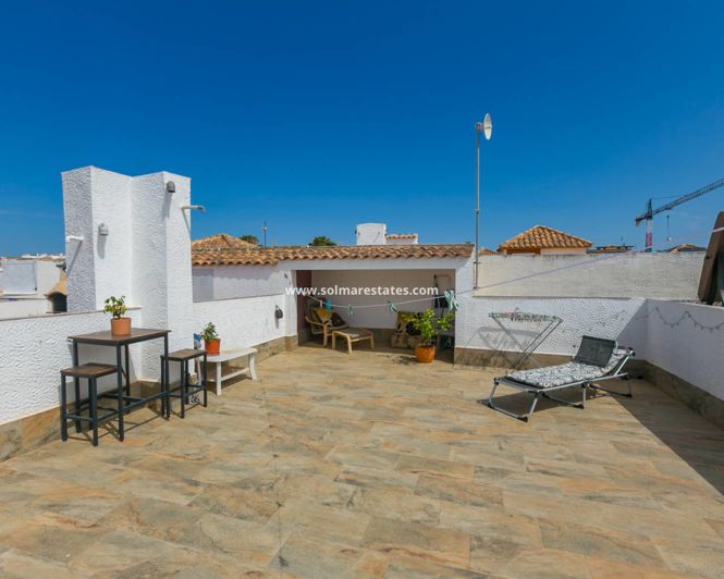 Image No.30-2 Bed Apartment for sale