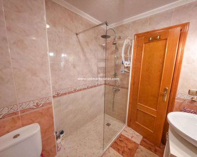 Image No.17-2 Bed Apartment for sale