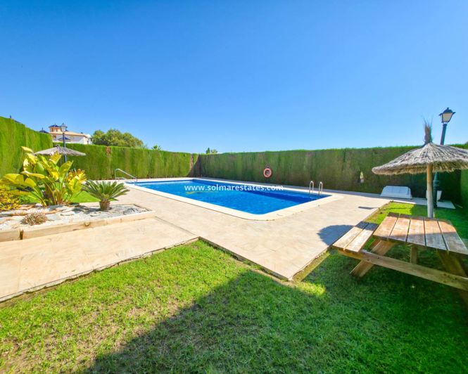 Image No.25-2 Bed Apartment for sale