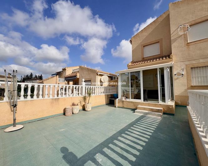 Image No.27-4 Bed Villa for sale