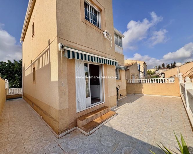 Image No.28-4 Bed Villa for sale