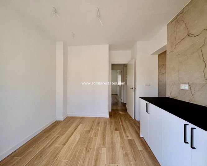 Image No.5-4 Bed Villa for sale