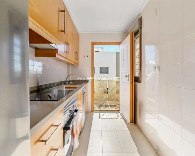 Image No.4-2 Bed Apartment for sale