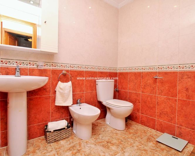 Image No.17-Appartement de 2 chambres à vendre à Punta Prima