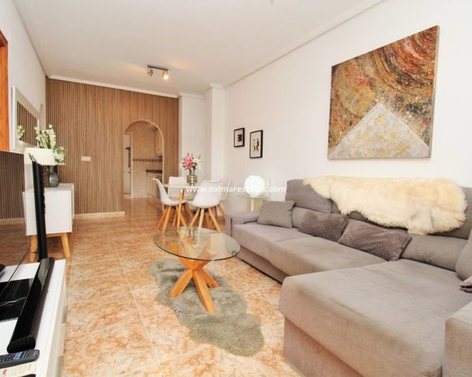 Image No.5-Appartement de 2 chambres à vendre à Punta Prima