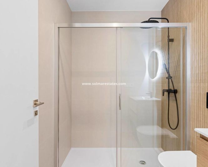 Image No.19-3 Bed Apartment for sale