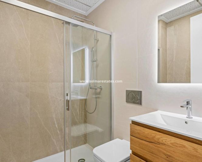 Image No.20-3 Bed Apartment for sale