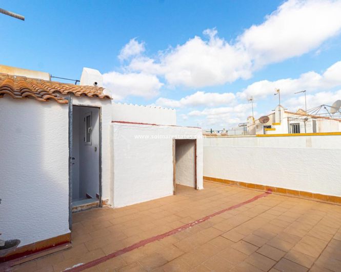 Image No.32-3 Bed Quad for sale