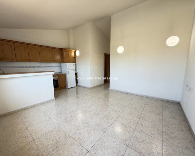 Image No.4-Appartement de 2 chambres à vendre à Villamartin